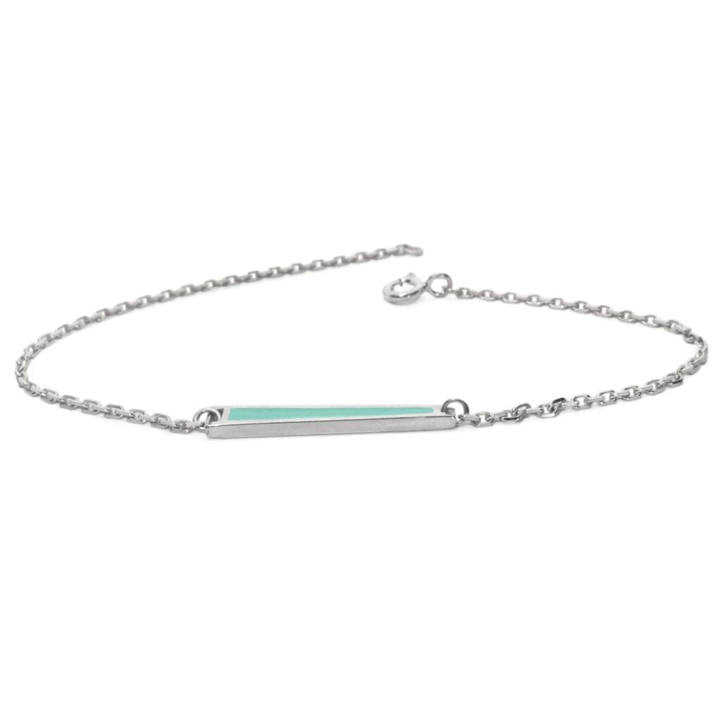 Gourmette Kda argent laque turquoise fond blanc elegance discrete ethique