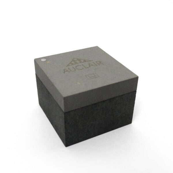 Boite fermée bague Fouze argent design minimaliste artisanal