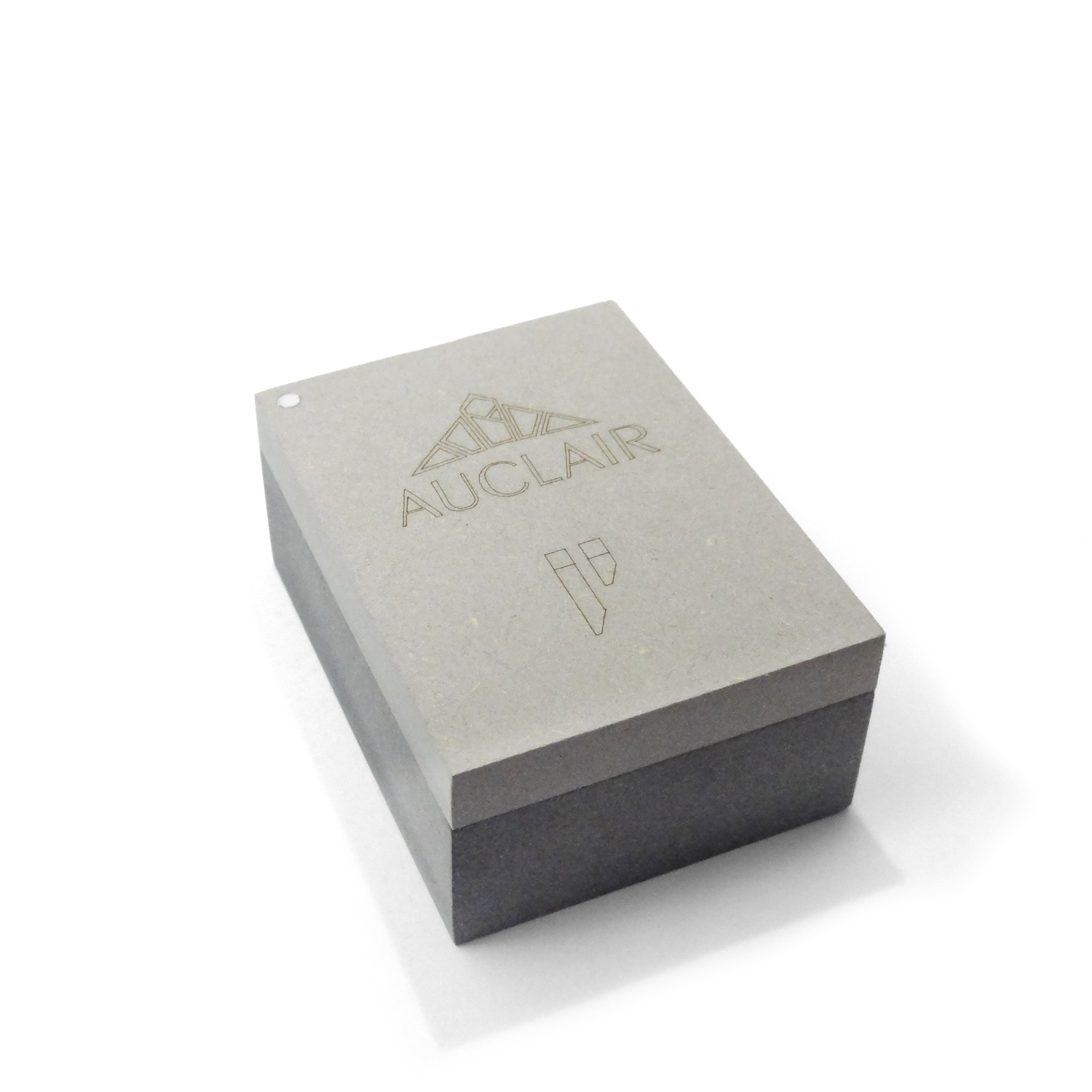 boite ecrin bois mdf ferme contenant le pendentif mar emballage ethique et design