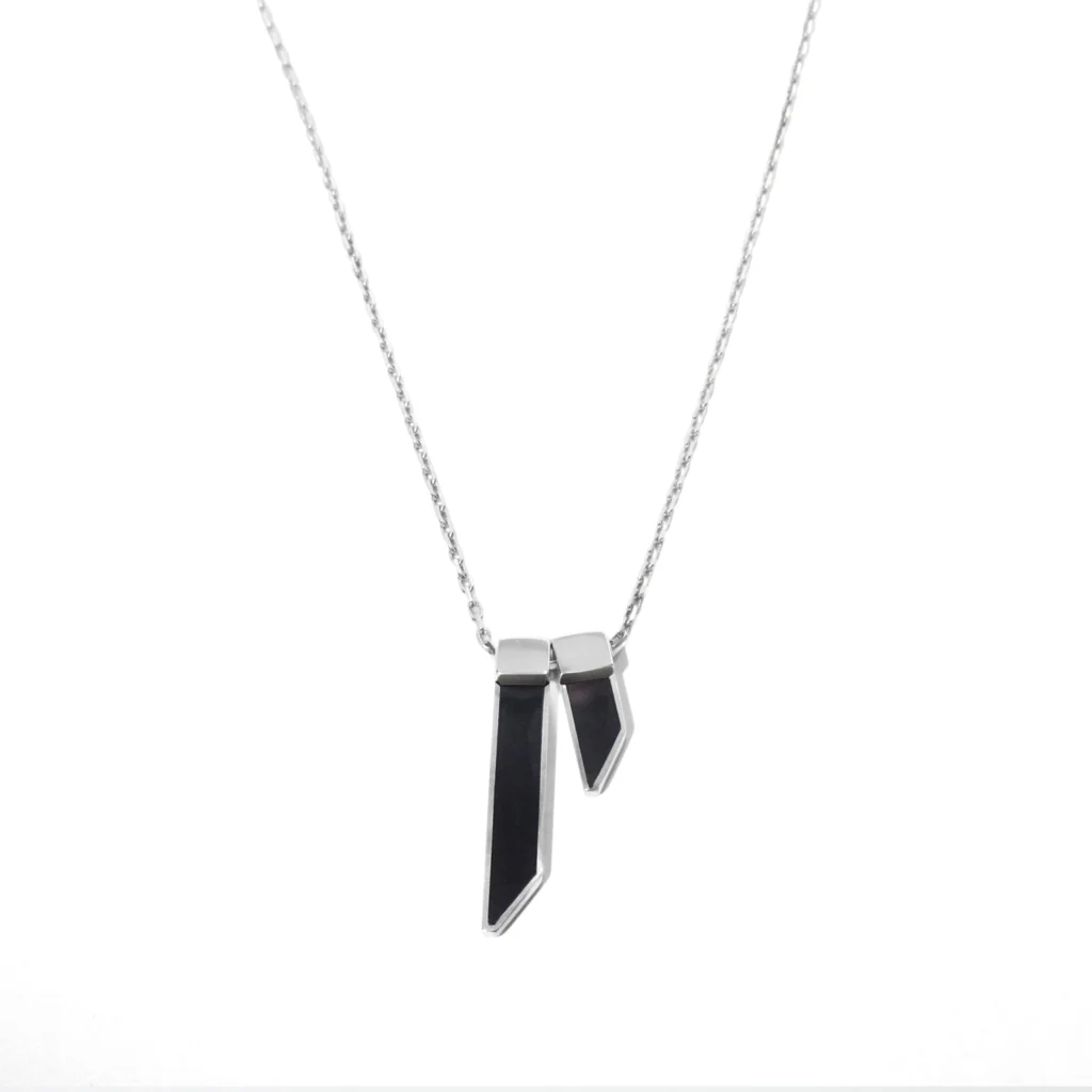 pendentif mar argent 925 recycle laque noire bijou moderne dynamique et equilibre
